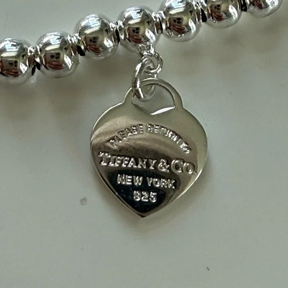 Tiffany & Co. Silver Bracelet with Teal Heart Charm - Picture 5 of 6